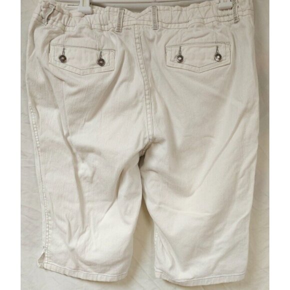 Canyon River Blues Womens Waist 34/36 White Stretch Bermuda Shorts 13" Inseam - Picture 7 of 12